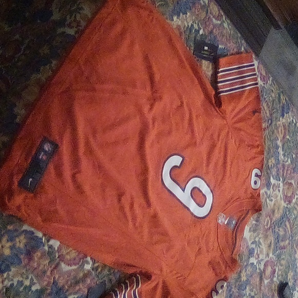 100.00 - Picture 3 of 8